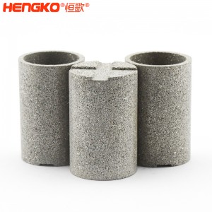 廠家直銷316L不銹鋼粉末燒結濾芯發(fā)泡金屬除塵耐高溫固液分離螺紋過濾器